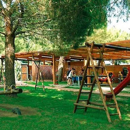 Parque de vacaciones Villaggio Oasis 4*
